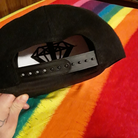 "A" Unisex Snapback With Diamond & Leopard Print - Picture 7 of 13